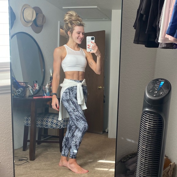 Meet your Posher, Karissa - Picture 5 of 5